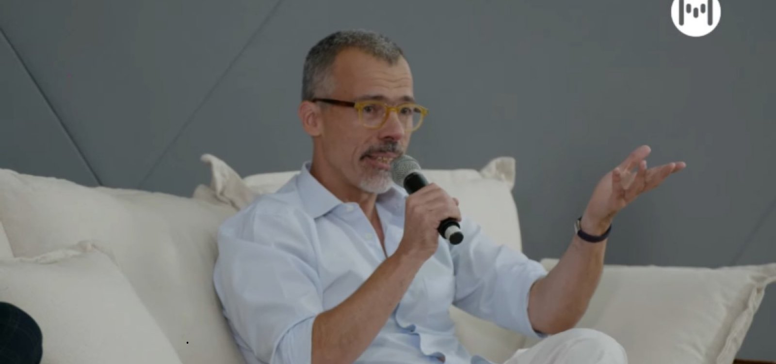 “O que acontece nos EUA pode ser o nosso destino”, diz Jamil Chade