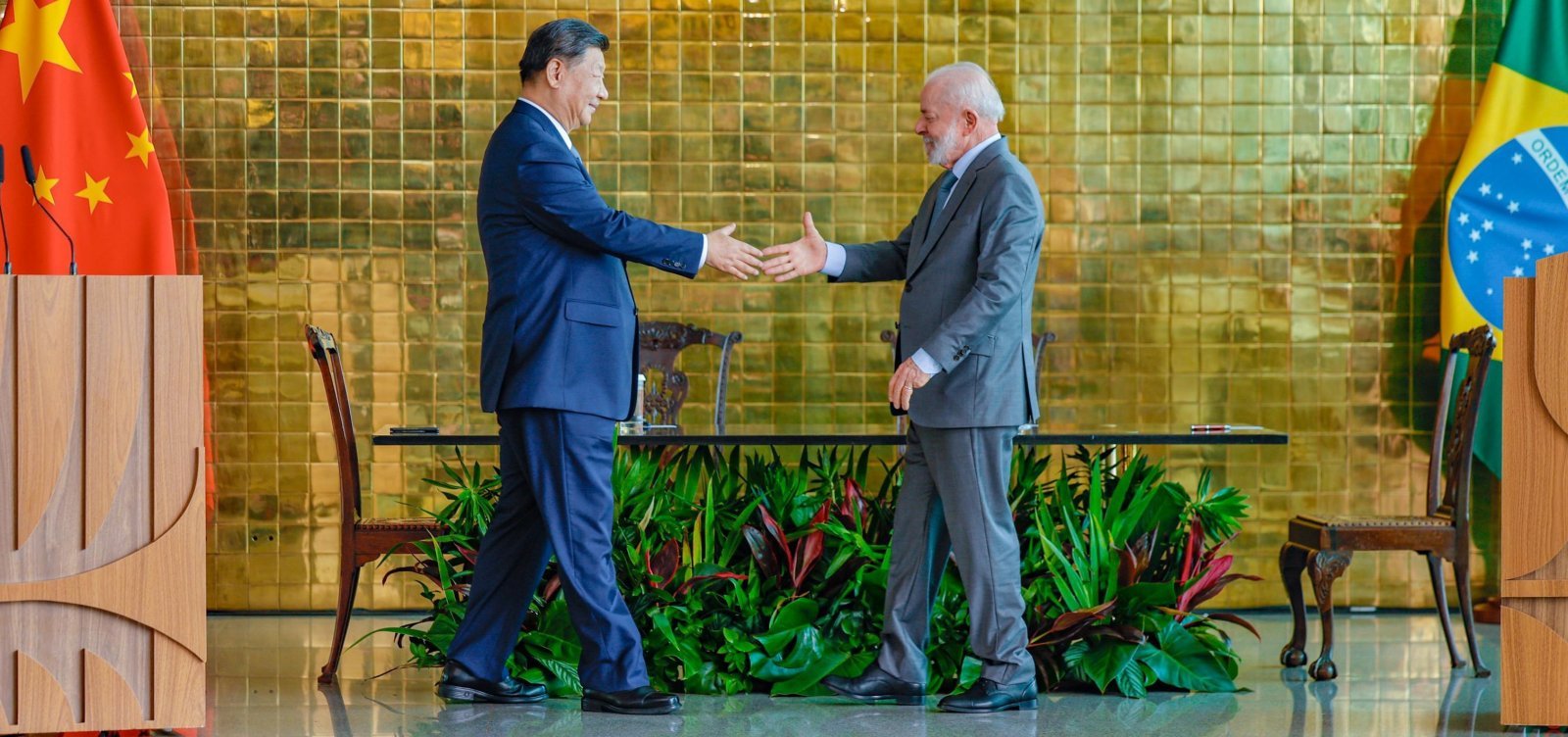 Em ligação com Xi Jinping, Lula discute cooperação bilateral e novos investimentos