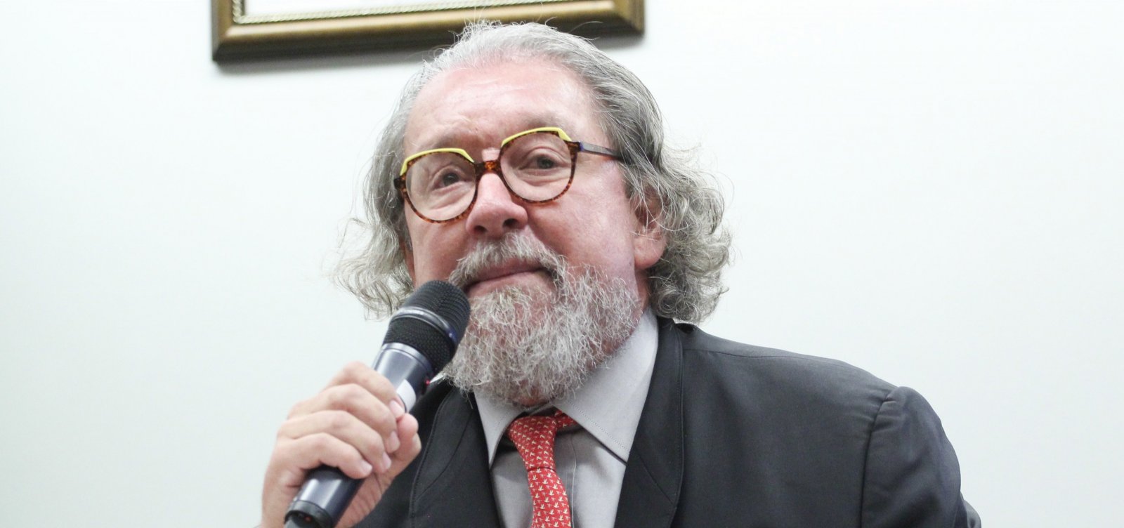 Kakay destaca força do sertanejo após reconhecimento da vaquejada pelo STF: "o sertanejo resiste”