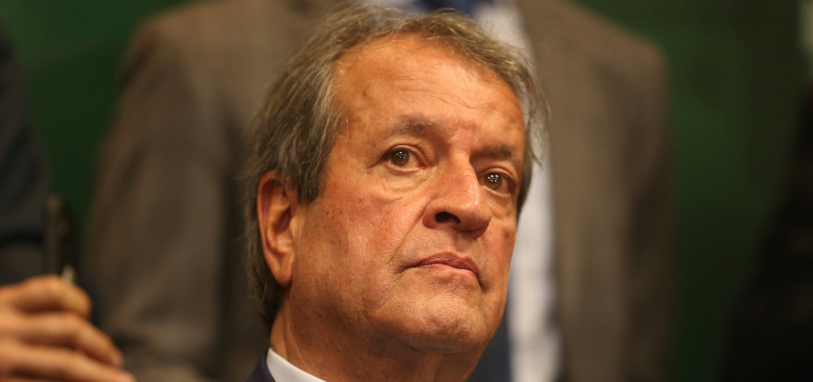 Moraes autoriza Valdemar Costa Neto a visitar Bolsonaro em prisão domiciliar