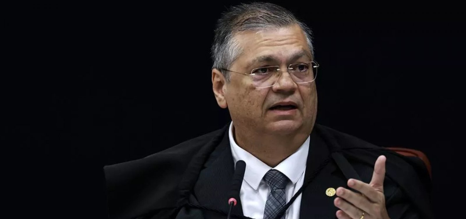 Flávio Dino afirma que decisão que impede leis internacionais não atinge tribunais internacionais
