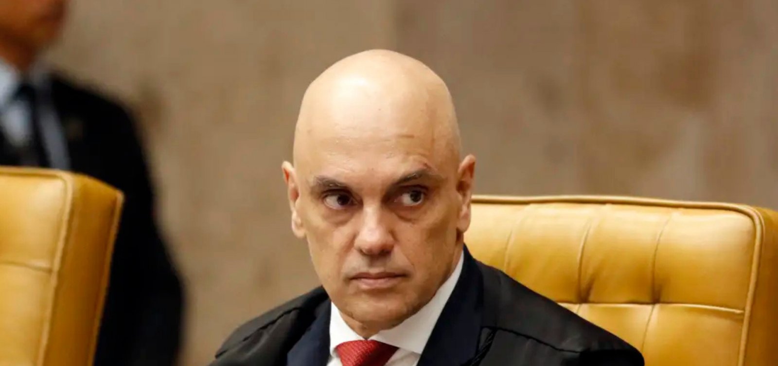 Deputado norte-americano, autor da Lei Magnitsky, pede fim de sanções contra Moraes
