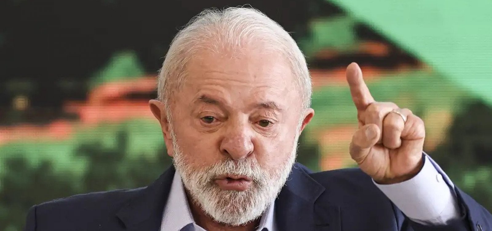 Lula abre vantagem em duelo direto com todos os rivais, aponta nova pesquisa Quaest