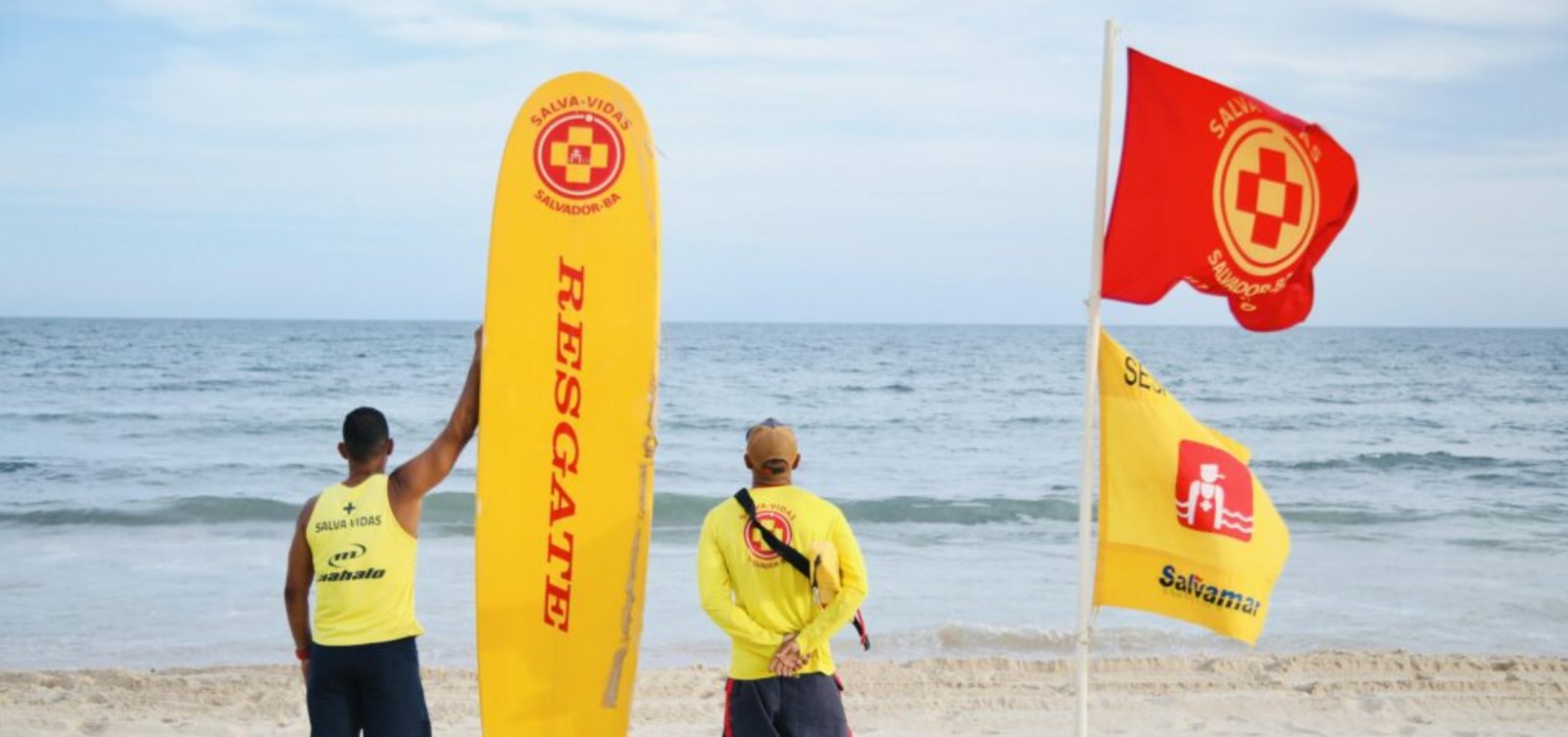 Casos de afogamento caem 63% nas praias de Salvador em 2025