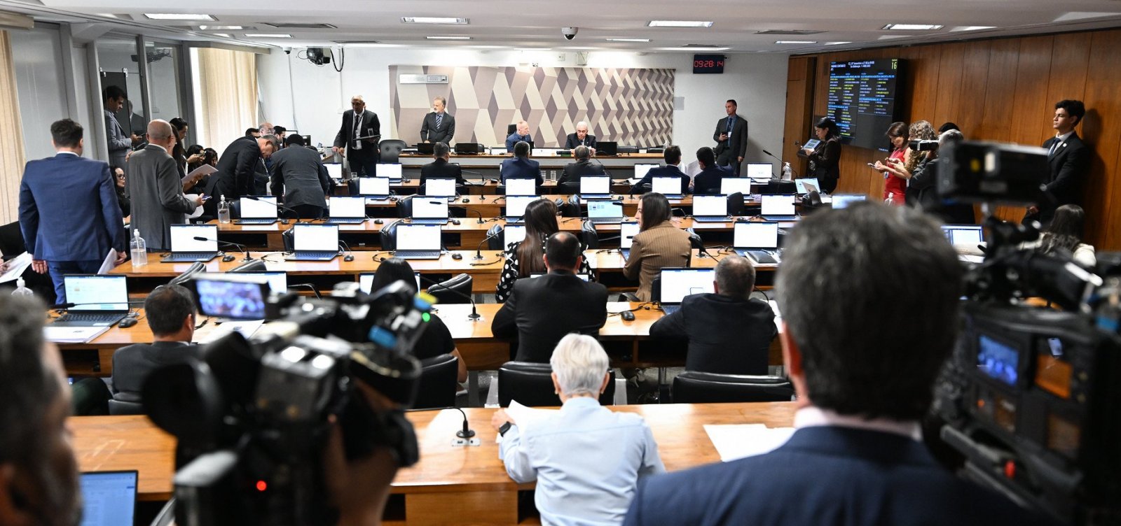 Senado aprova projeto que proíbe fiança em crimes de pedofilia