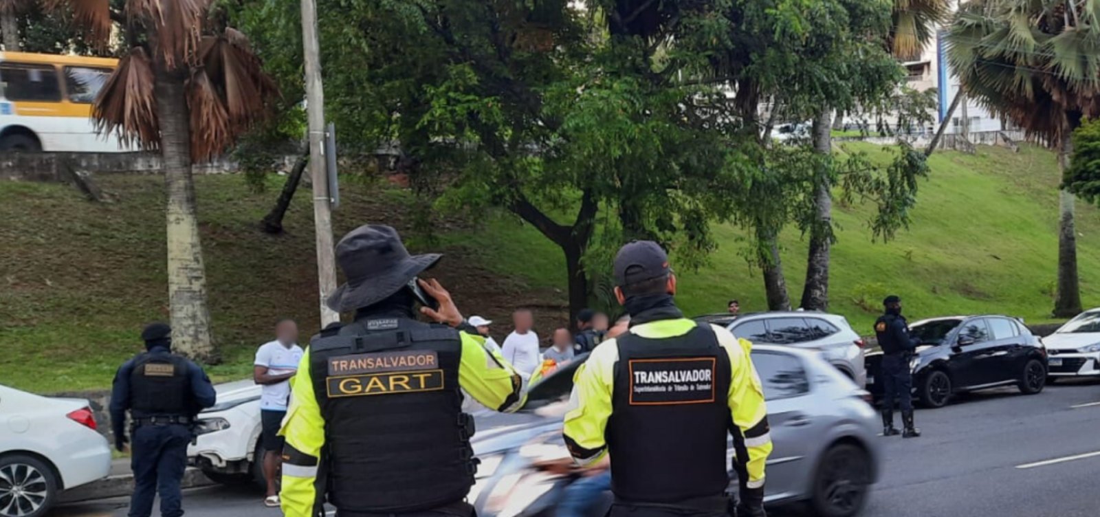 Transalvador e GCM ampliam ações contra atuação irregular de "guardadores de carro"