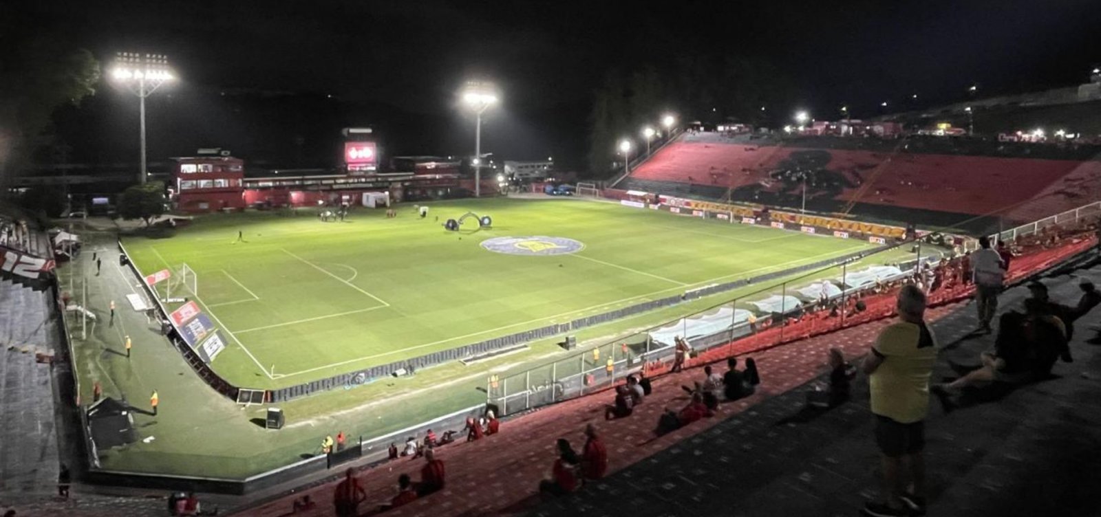 Vitória x Atlético-MG: onde assistir, prováveis escalações e arbitragem