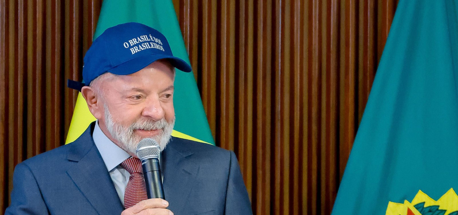 Lula diz que “não está com pressa” para adotar medidas de reciprocidade contra os EUA