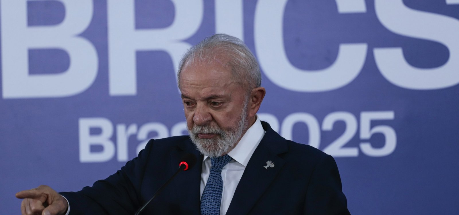 Lula convoca reunião do Brics para tratar tarifaço dos EUA
