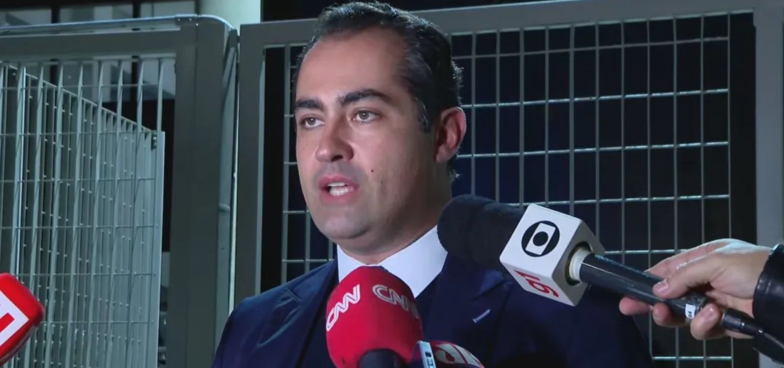Advogado de réu do núcleo 2 é barrado ao tentar acompanhar sessão no STF