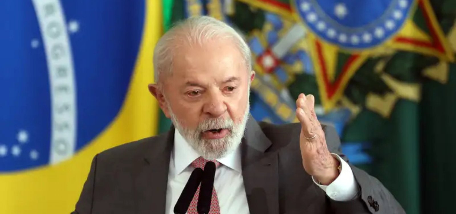 Lula diz que Moraes não deve temer Trump em julgamento de Bolsonaro
