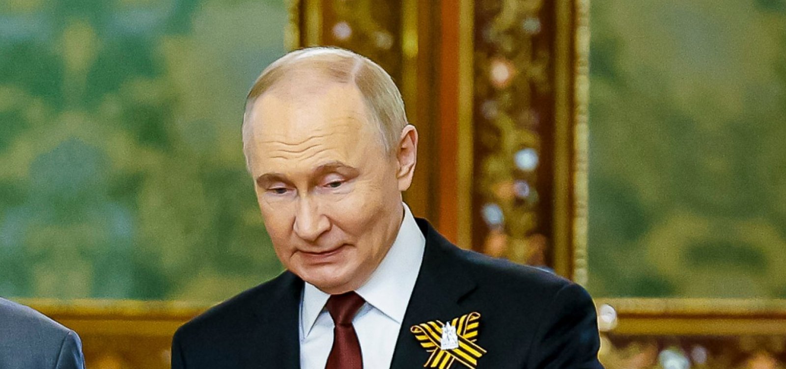 Putin diz estar aberto a encontro com Zelensky em Moscou
