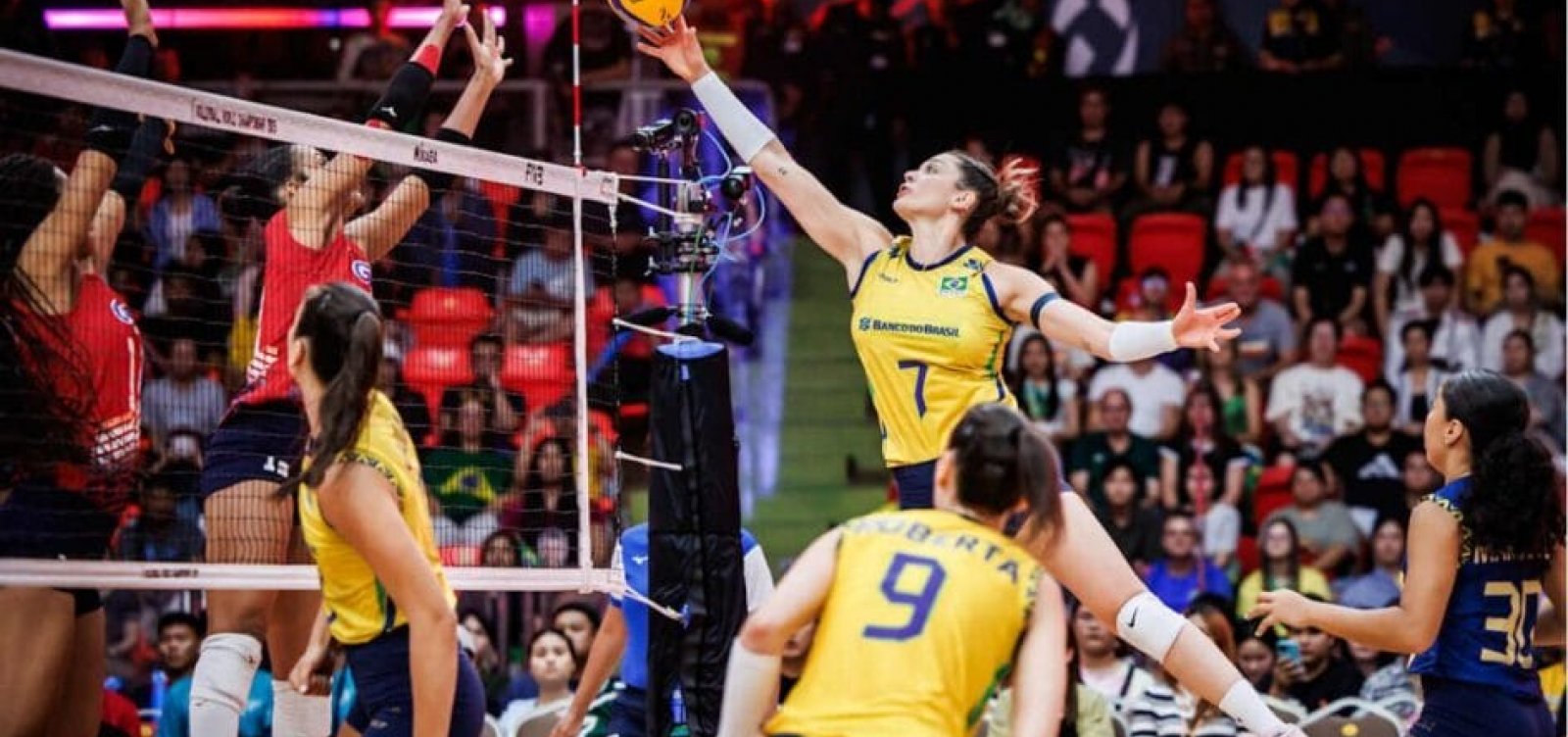 Brasil vence a França nas quartas de final do Mundial de Vôlei Feminino 2025