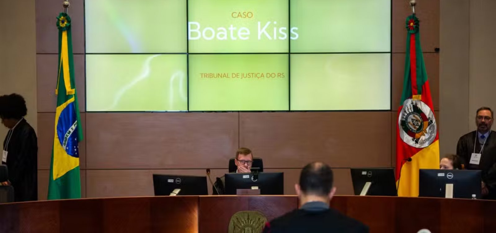 Condenados da Boate Kiss conseguem progressão para regime semiaberto
