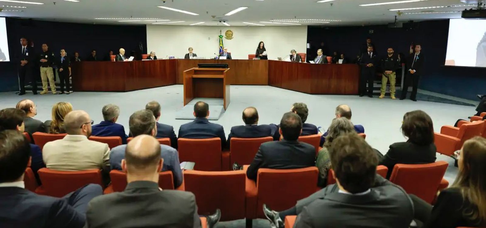 Ministros do STF podem não estar no desfile de 7 de Setembro em Brasília