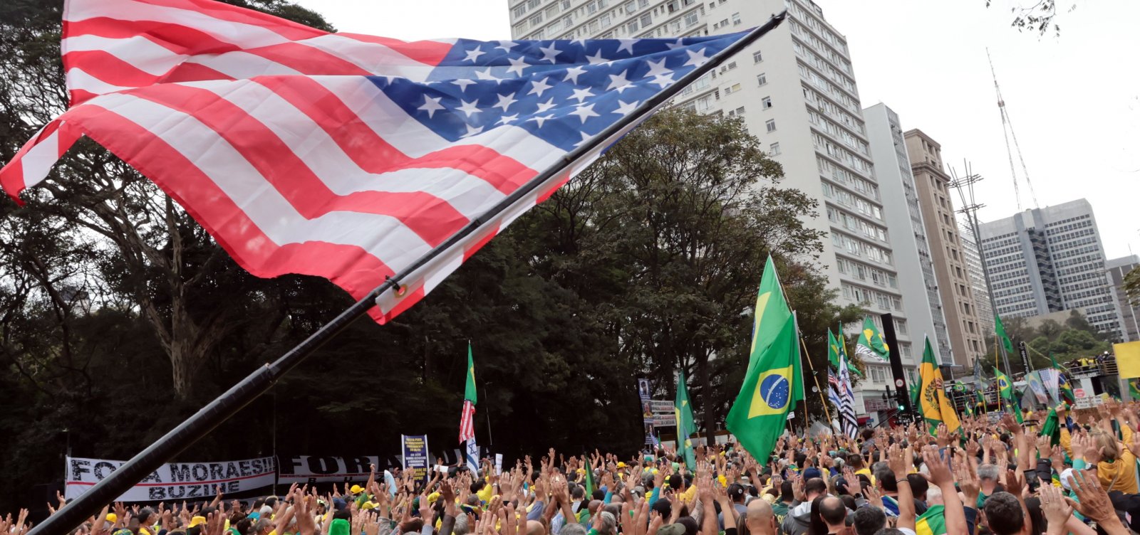 Rui Costa critica uso de bandeira dos EUA em ato pró-Bolsonaro no 7 de Setembro