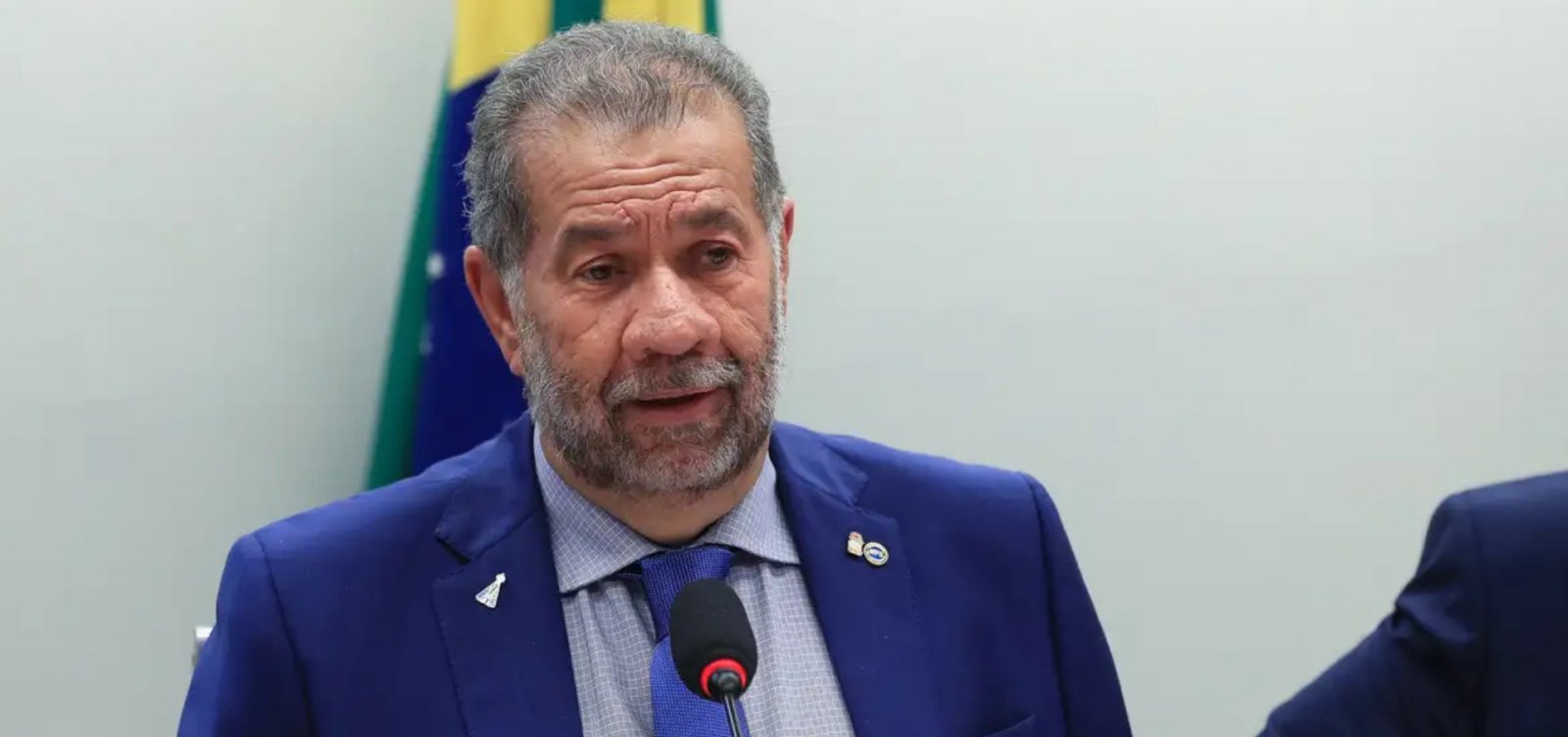 Na CPI do INSS, Lupi nega desvios na Previdência