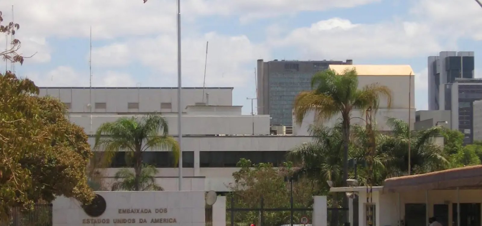 Embaixada dos EUA no Brasil ameaça Moraes durante julgamento de Bolsonaro
