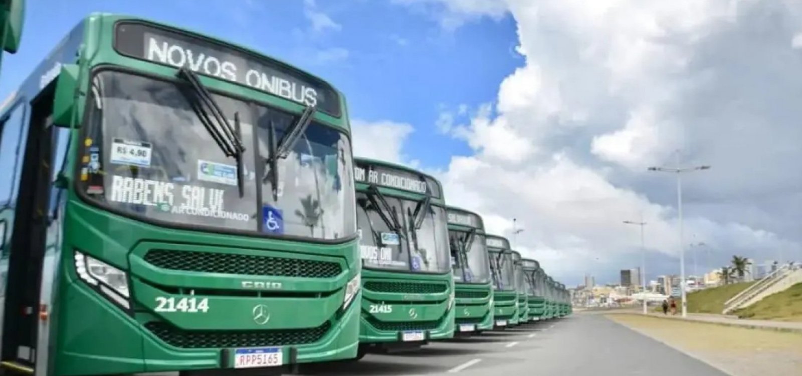 Prefeitura de Salvador concede anistia a dívidas de empresas de ônibus