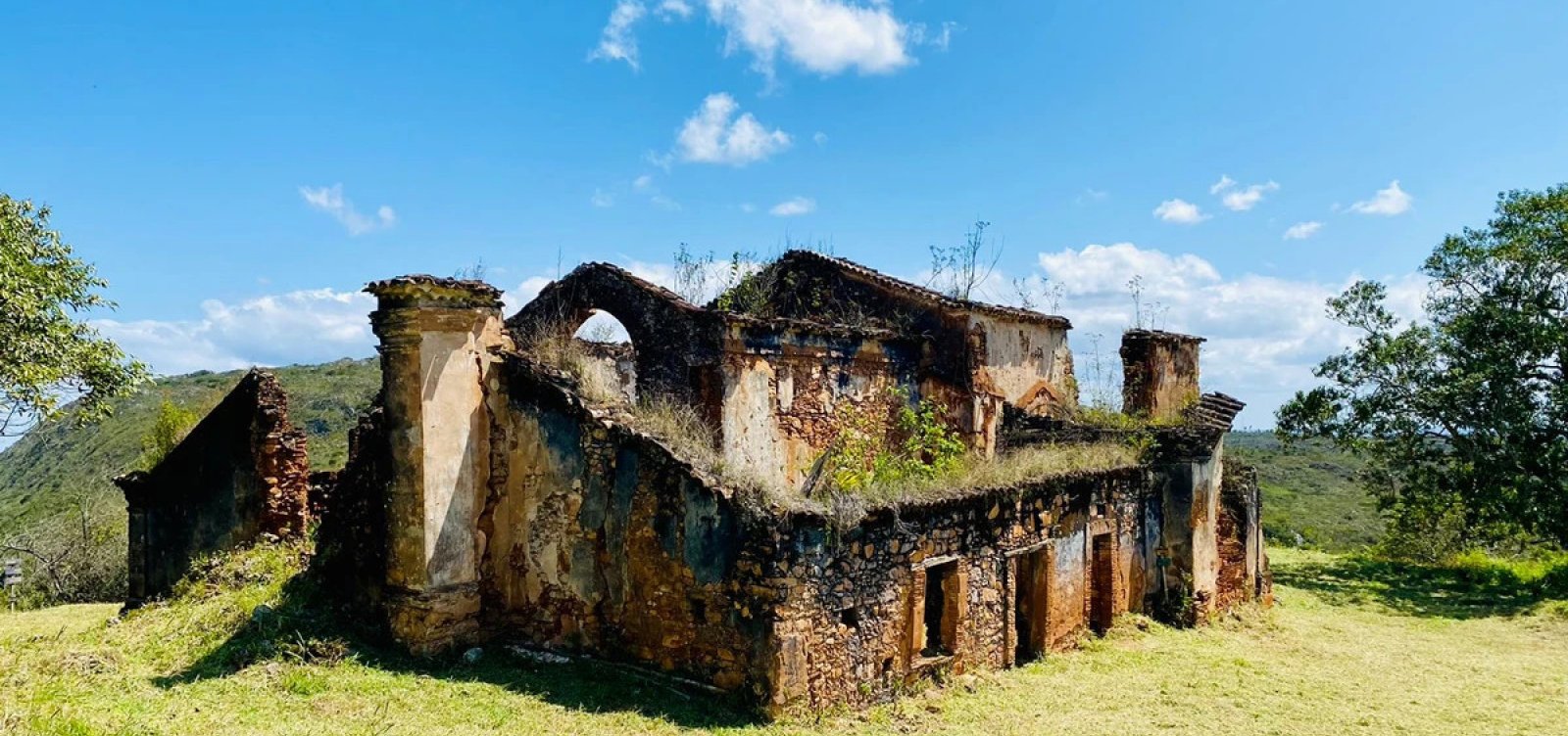 MP-BA recomenda suspensão de turismo em igreja no interior da Bahia