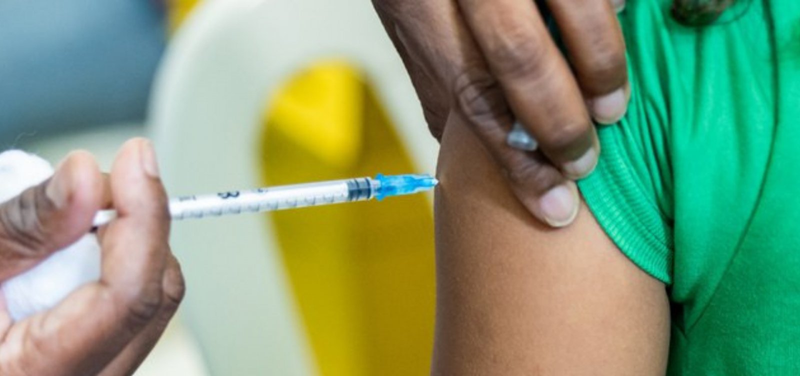 Governo amplia mobilização de vacina contra HPV em jovens até dezembro