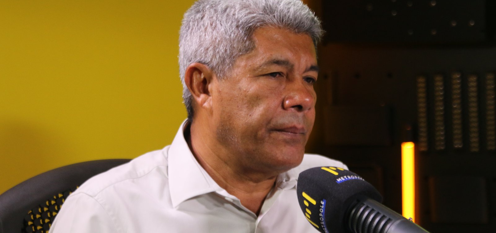 Jerônimo Rodrigues é entrevistado na Rádio Metropole nesta sexta