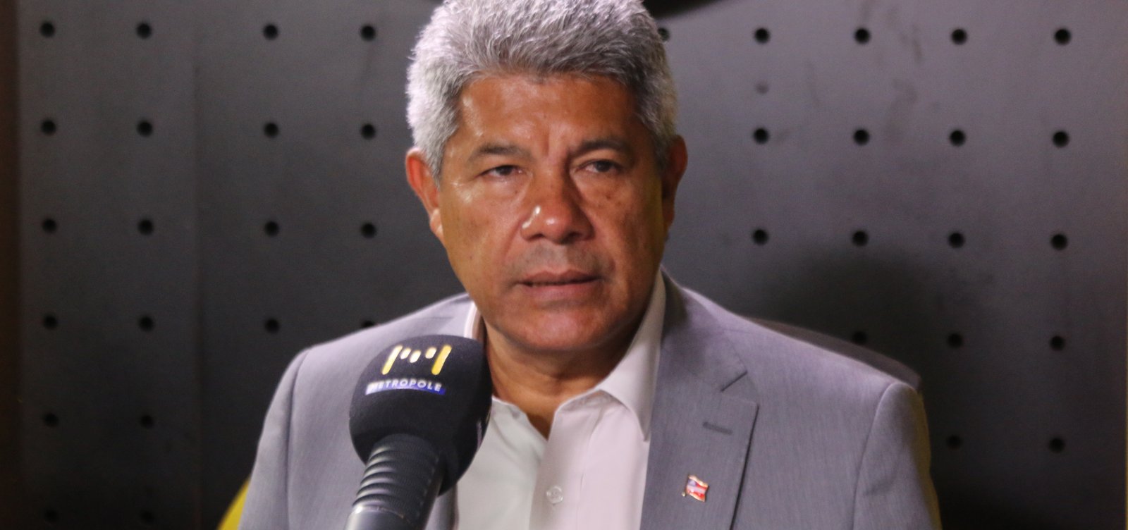 Jerônimo diz conversar com Bruno Reis para evitar concorrência entre VLT, metrô e ônibus