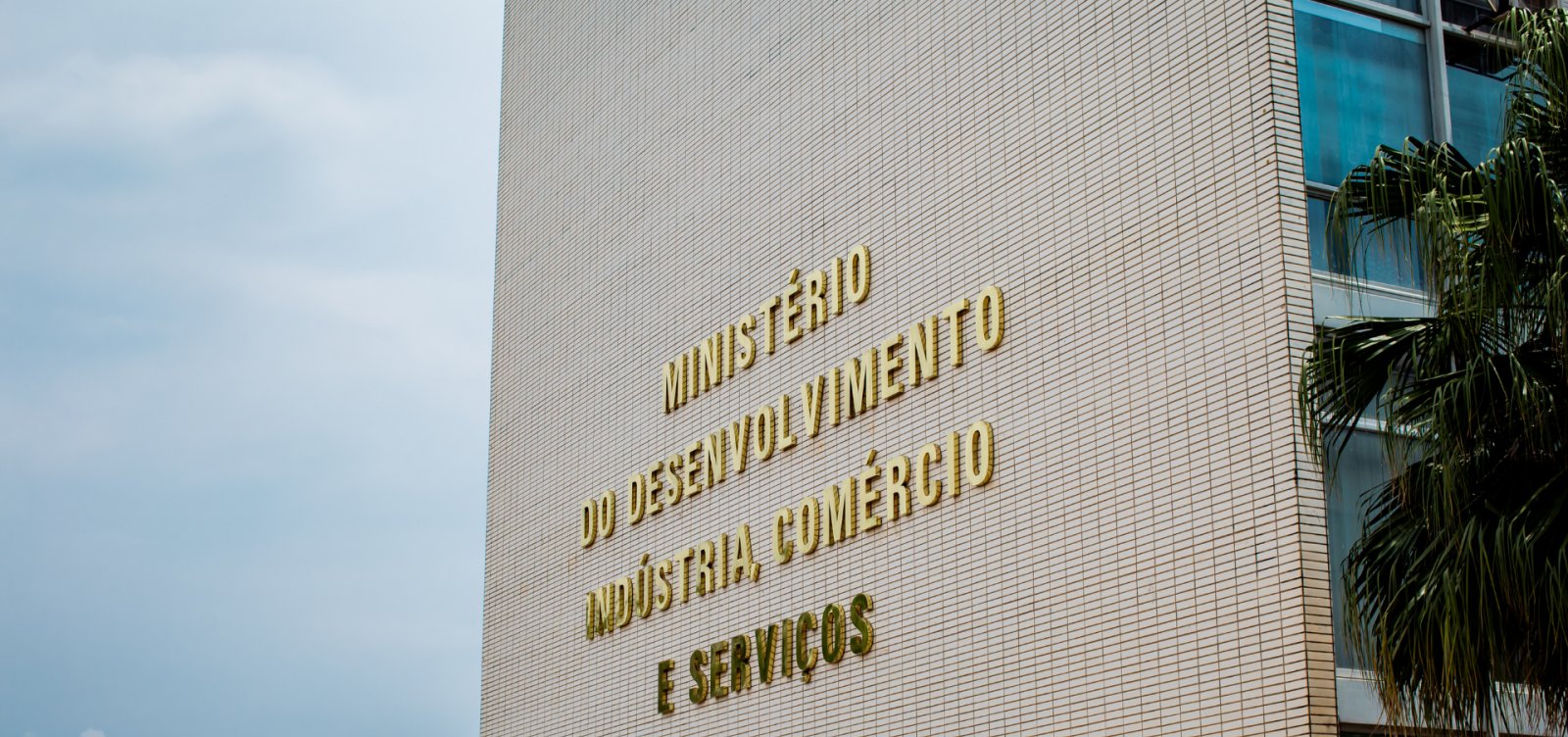 EUA retiram tarifa sobre ferro-níquel brasileiro, diz Mdic