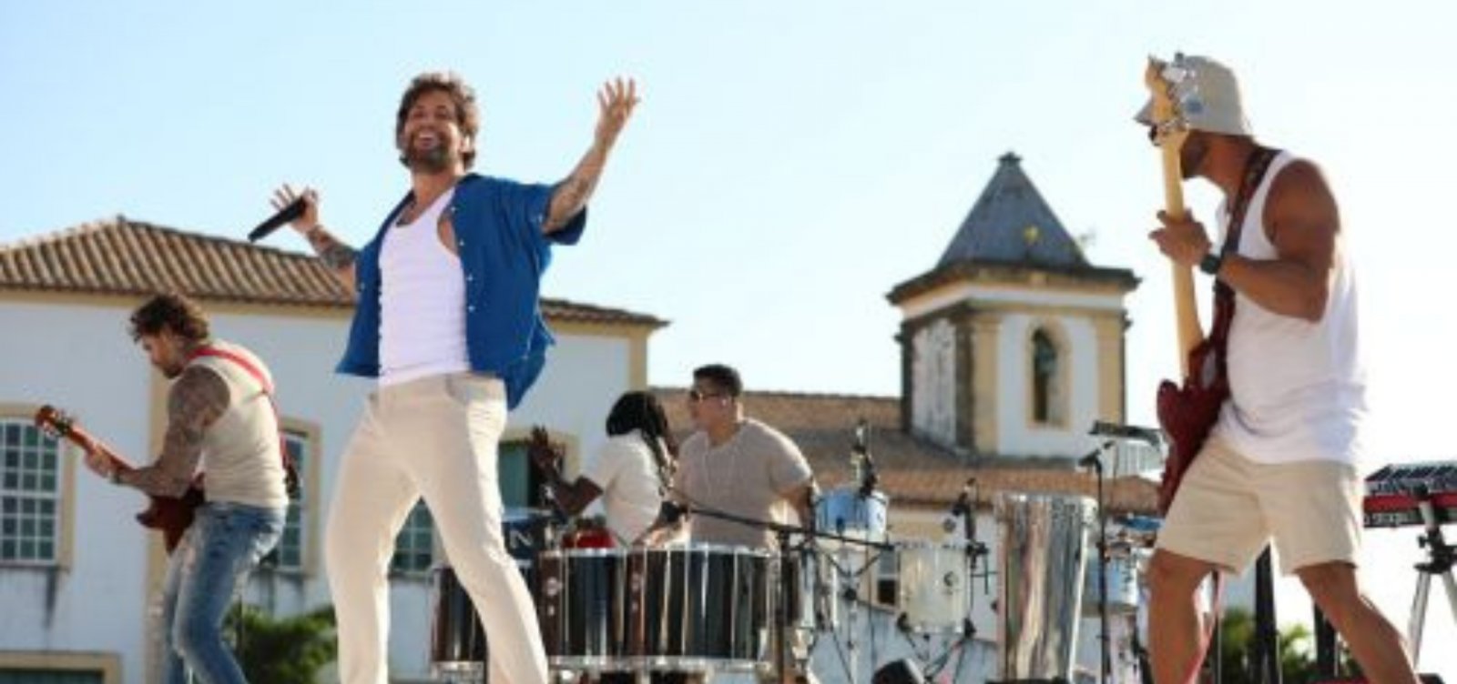 “Vamos Ver o Pôr do Sol” celebra 10 anos com show gratuito da banda Jammil em Salvador