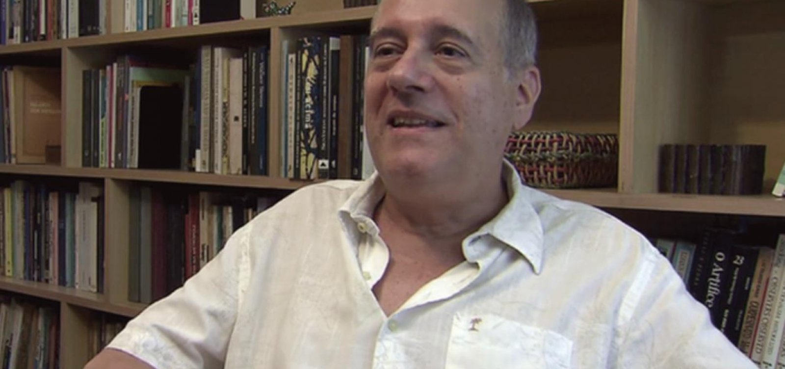 Paulo Henriques Britto toma posse na Academia Brasileira de Letras