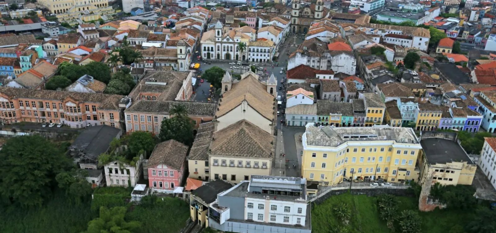 Mais de 20 casarões tombados no Centro de Salvador serão restaurados para habitação social