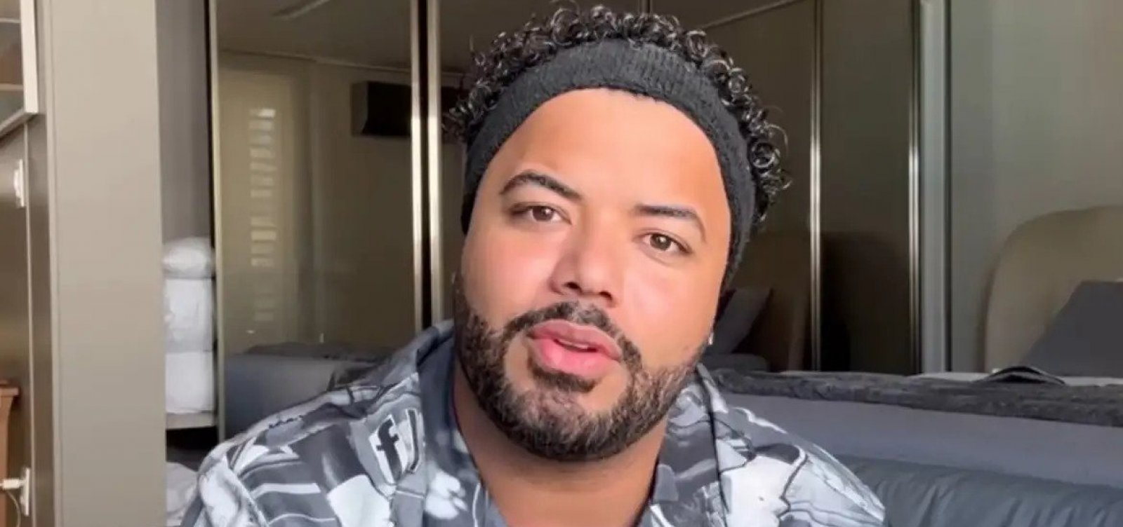 Influenciador Hytalo Santos e marido são denunciados por tráfico de pessoas e exploração sexual de menores