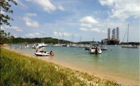 Moradores contestam secretário sobre mudança de área da Prainha, em Camaçari