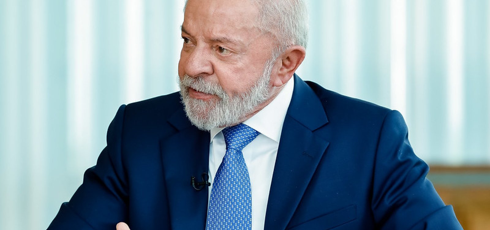 Quaest: 64% dos brasileiros aprovam postura de Lula contra sanções dos EUA