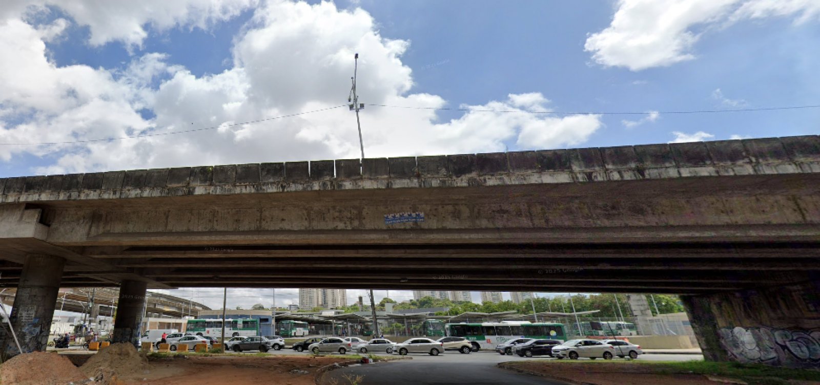 Prefeitura inaugura viaduto que liga Barros Reis à Bonocô em Salvador
