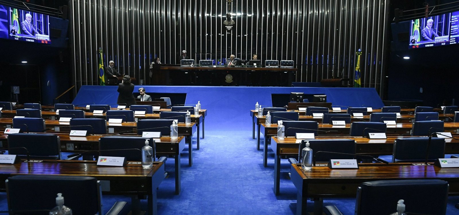 Senado aprova relatório que regulamenta reforma tributária 
