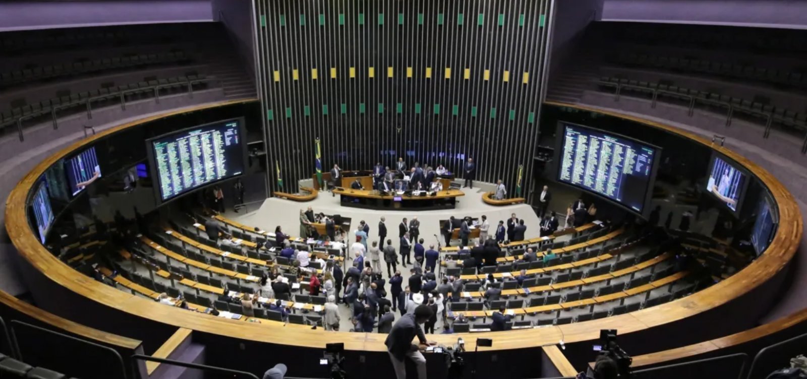 PT aciona STF contra PEC da Blindagem