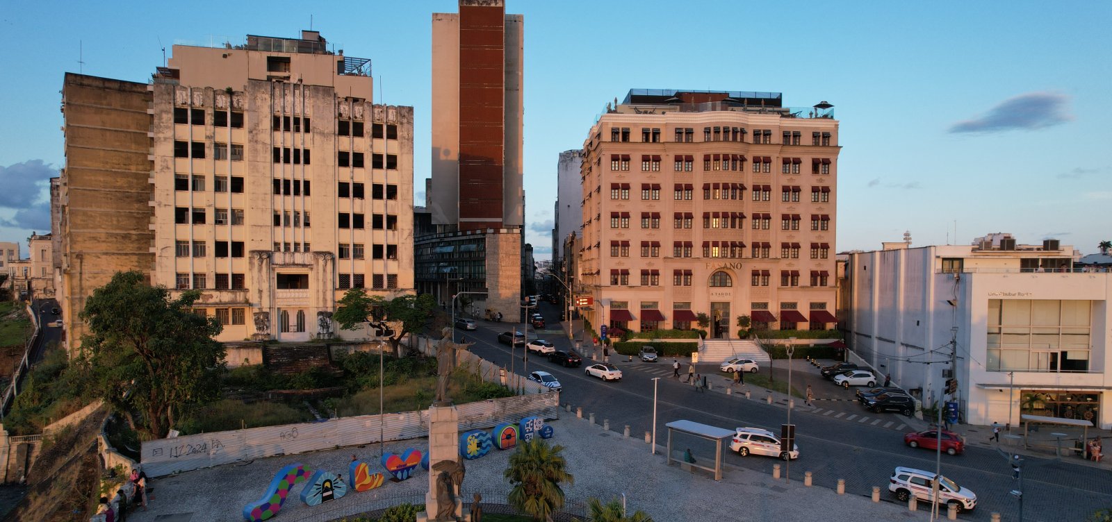 Rua 'Chique': Plano de transformar região em vitrine de luxo expõe roteiro com rooftop e festa para ricos