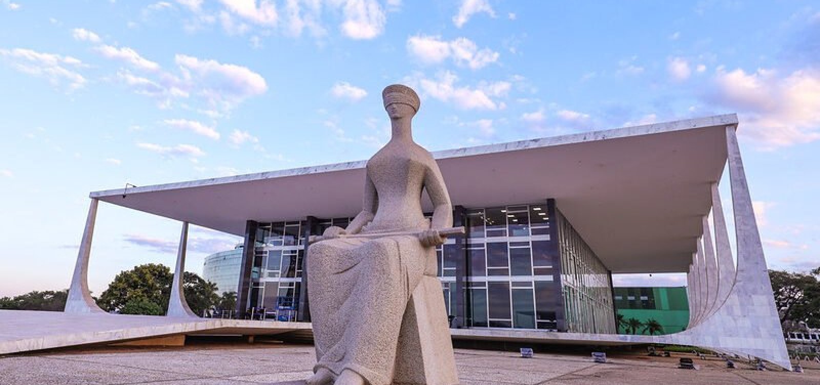 STF define que apenas a Corte pode liberar buscas no Congresso