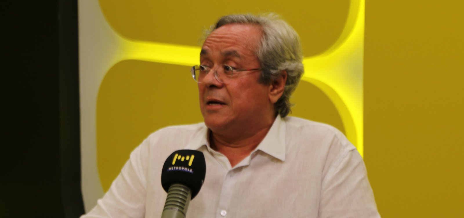 “Estamos vendo sinais de retorno ao obscurantismo na universidade”, alerta ex-reitor da UFBA