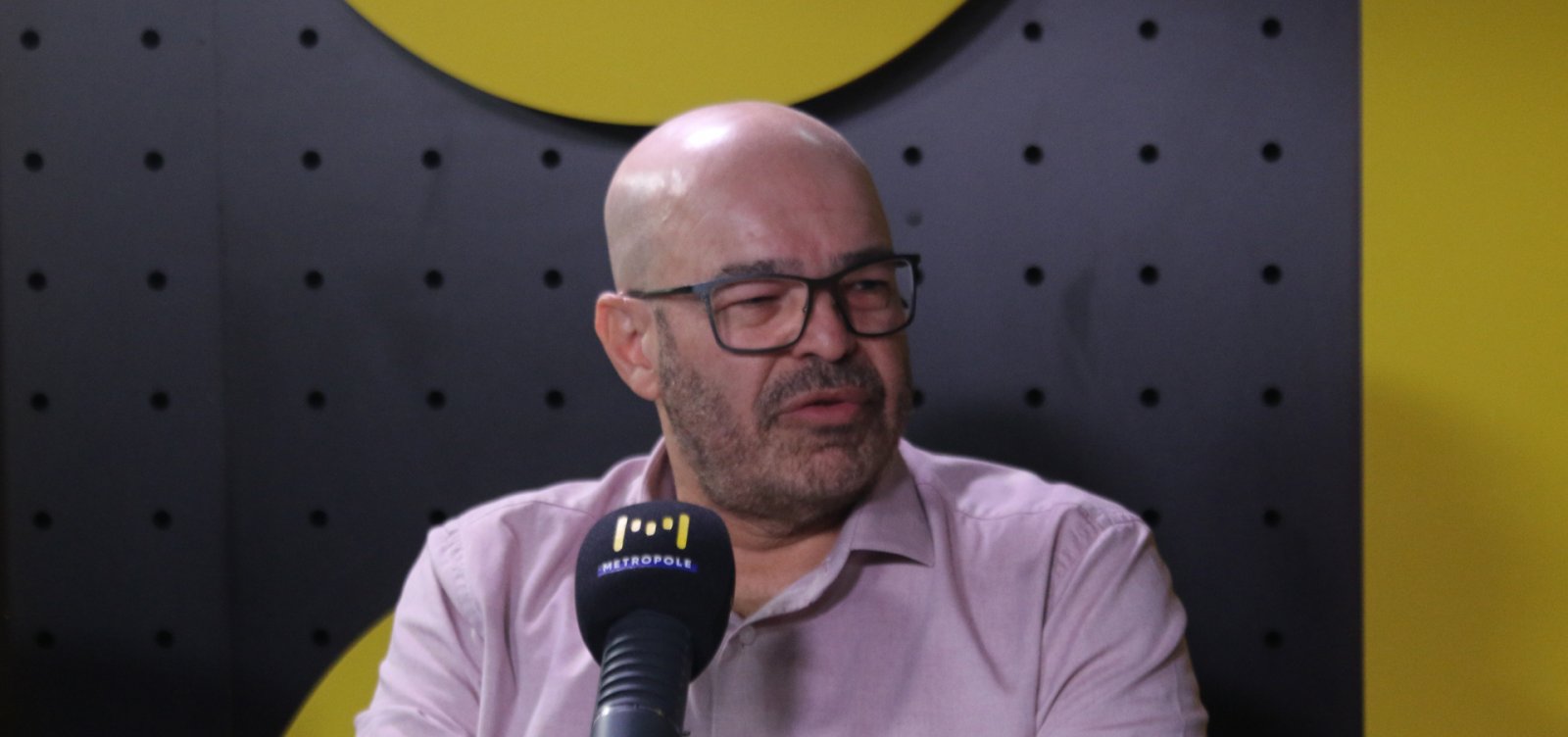 Uso da inteligência artificial nas escolas exige capacitação de professores, diz diretor do Sartre SEB