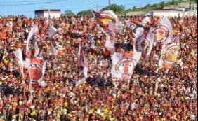 Vitória faz promoção no valor dos ingressos para jogo com o Corinthians