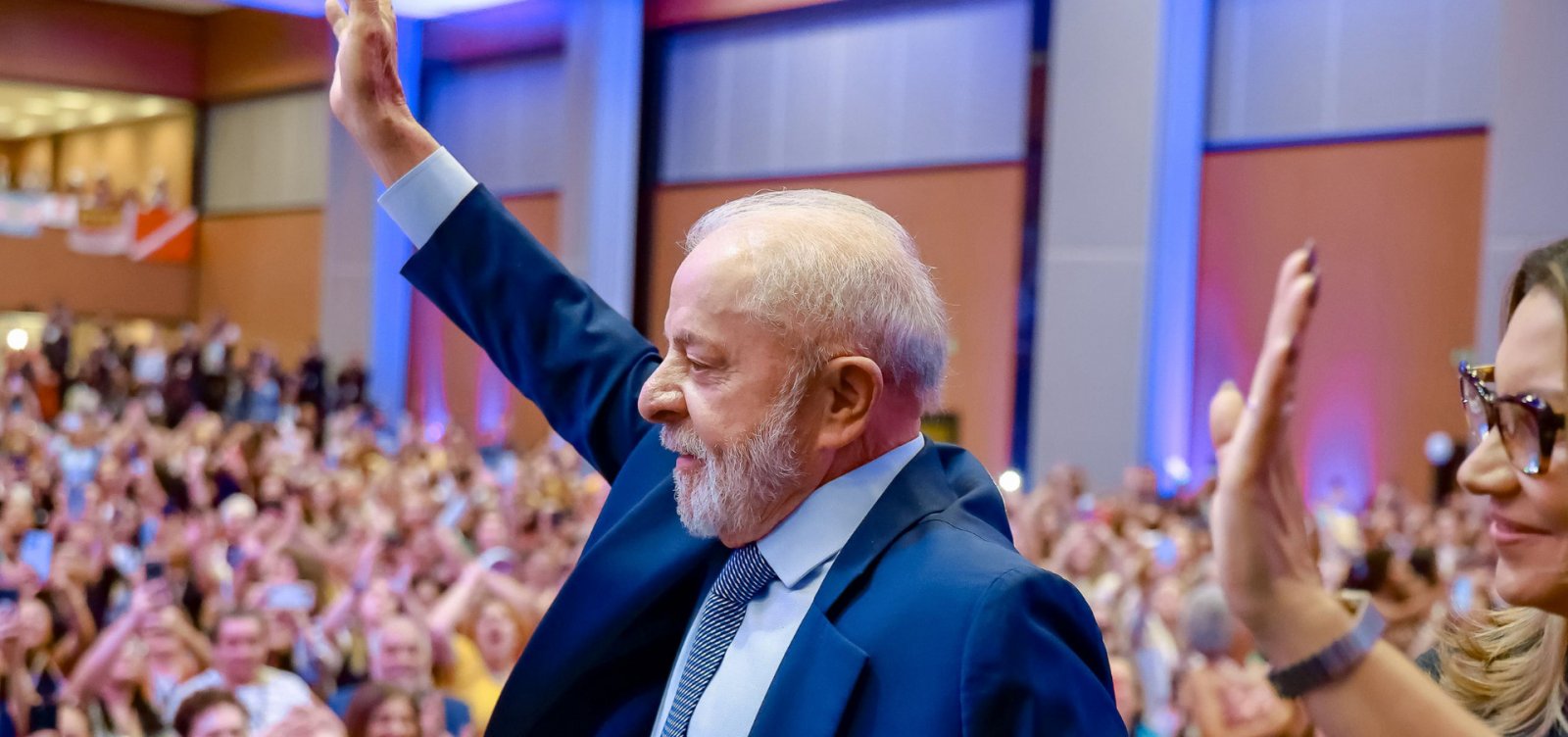 Lula sanciona lei que amplia licença-maternidade após alta da mãe e do bebê