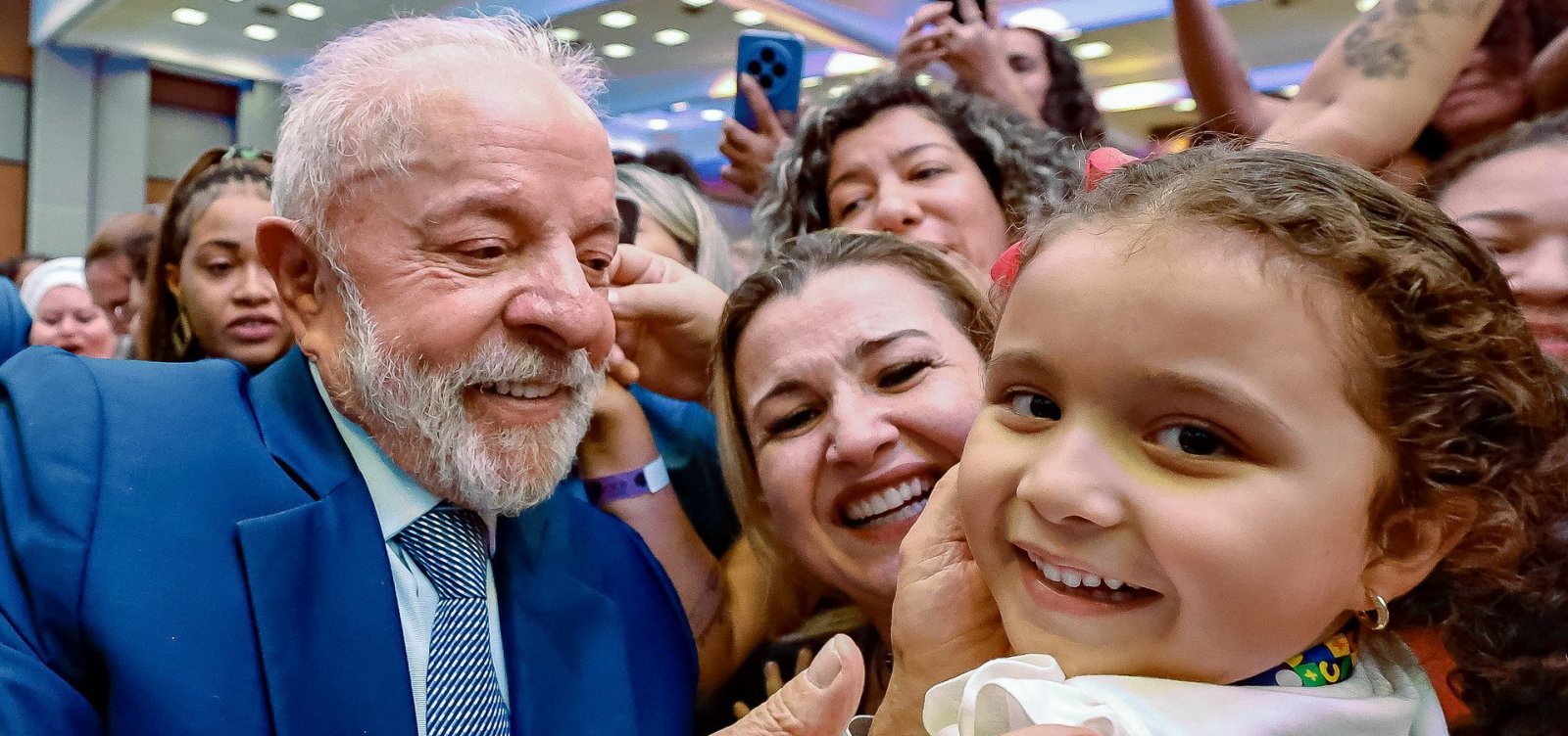 Lula sanciona lei que cria sistema nacional de desenvolvimento para primeira infância