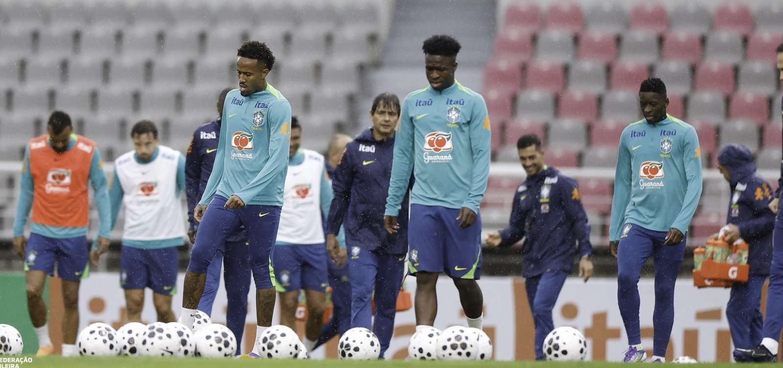 Ancelotti comanda primeiro treino da seleção para amistosos na Coreia do Sul