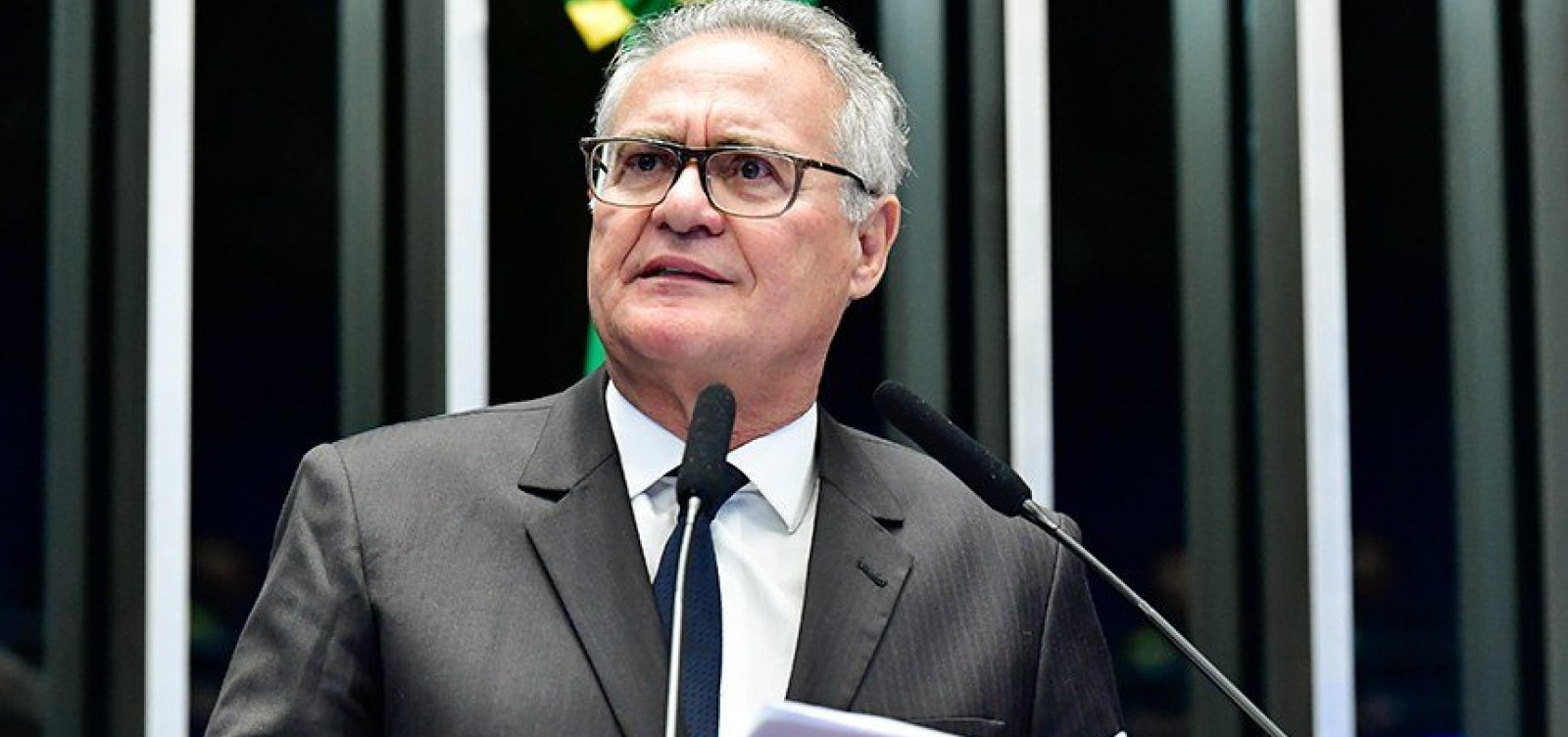 Alcolumbre indica Renan Calheiros como relator do projeto de isenção do IR até R$ 5 mil