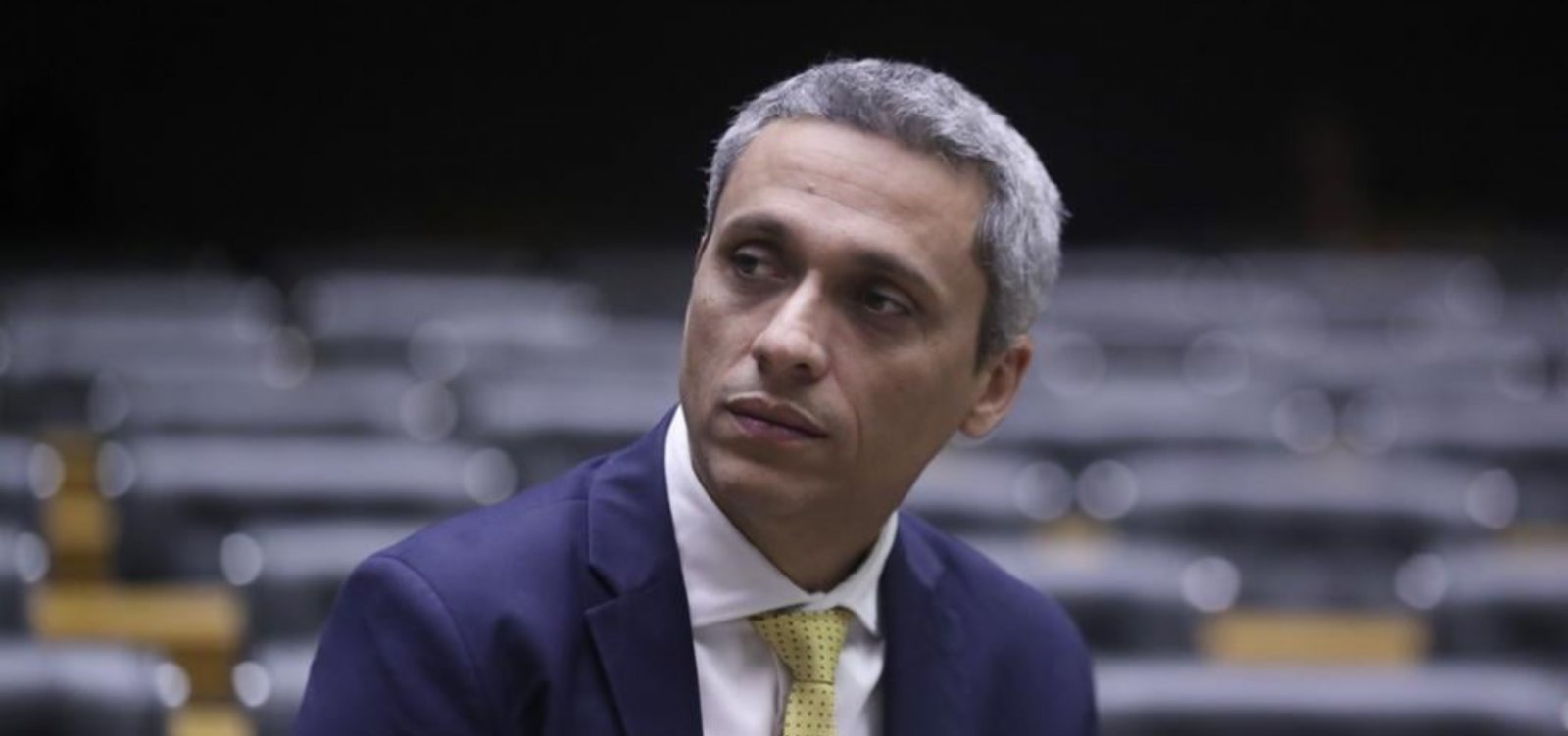 CCJ da Câmara defende suspensão de ação no STF contra Gustavo Gayer