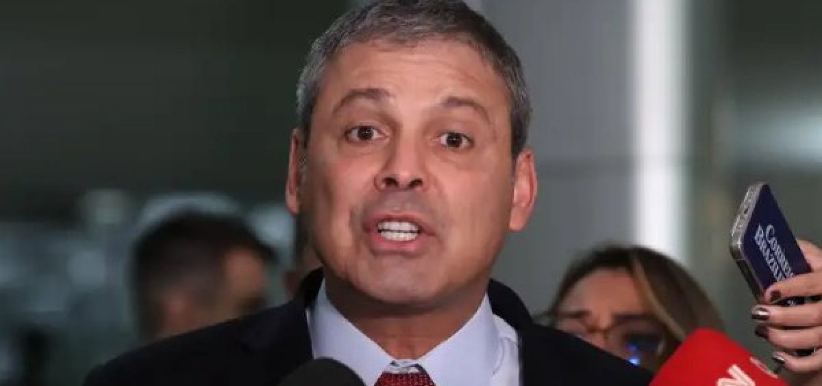 Líder do PT apresenta projeto que dobra impostos para bets