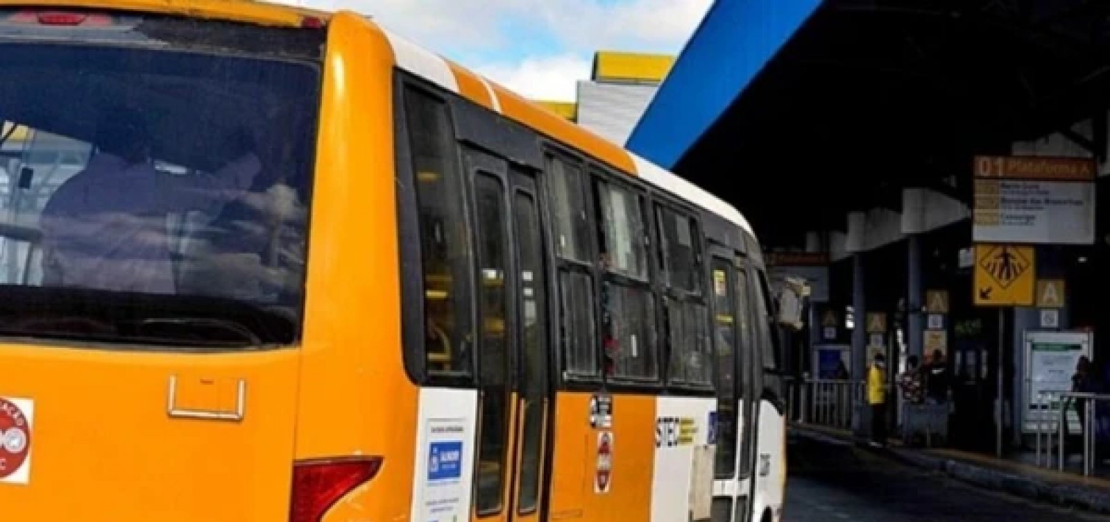 Três linhas de ônibus começam a operar em Salvador neste sábado