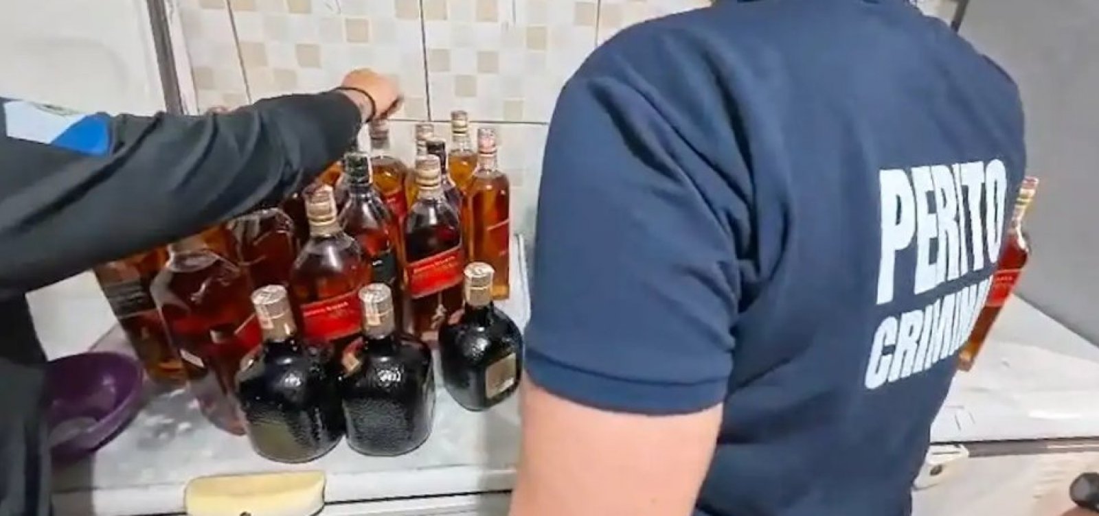 Oito cidades de SP são alvo de operação contra bebidas com metanol